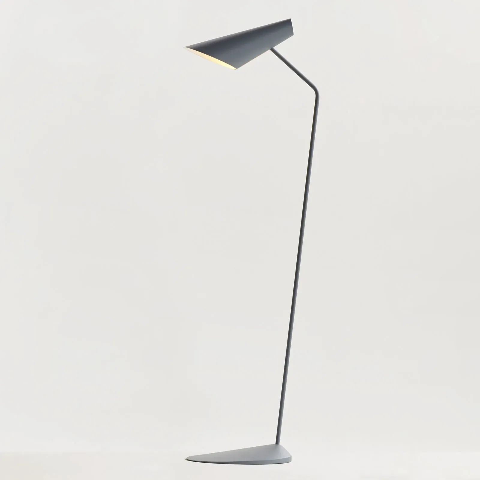 Stehleuchte Vibia, I.Cono, Blau, für Wohnzimmer, Kunststoff, Skandinavisch - 127