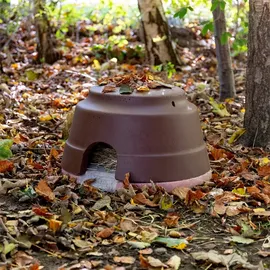 Schwegler Igelkuppel mit Isolierboden