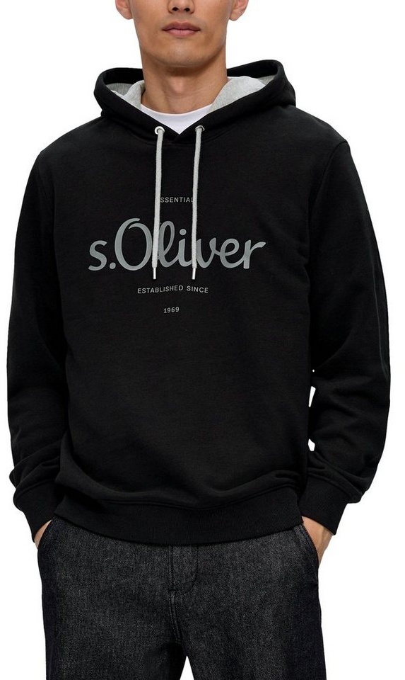 s.Oliver Kapuzensweatshirt mit gummiertem Print schwarz L