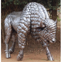Casa Padrino Luxus XXL Garten Deko Skulptur Bison Silber 312 x 130 x H. 207 cm - Riesige XXL Garten Deko Metall Figur - Luxus Garten Deko Accessoires