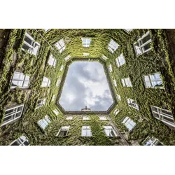 Fototapete PAPERMOON "Photo-Art LORENZA CANCIAN, WIENER HOF", bunt, B:5,00m L:2,80m, Vlies, Tapeten
