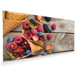 Primedeco Glasbild Wandbild Beeren in Waffeln mit Aufhängung, Früchte rot 80 cm x 40 cm