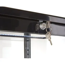 GastroHero Kühlvitrine ECO 58 Liter, LED-Beleuchtung, 2 Roste, schwarz