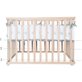 roba Laufgitter 100 x 100 cm Little Stars - Laufstall inkl. Schutzeinlage & Rollen - Baby Krabbelgitter aus Holz natur