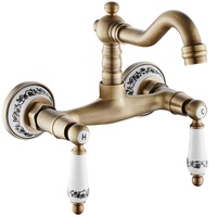 Wandarmatur Bronze aus Messing mit Doppelgriffen aus Keramik 360° drehbar, Wasserhahn für Küche im Vintage-Stil, Halterung warm und kalt