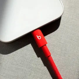 Apple Beats USB-C zu Lightning gewebtes Kabel 1.5 m Rapid Red