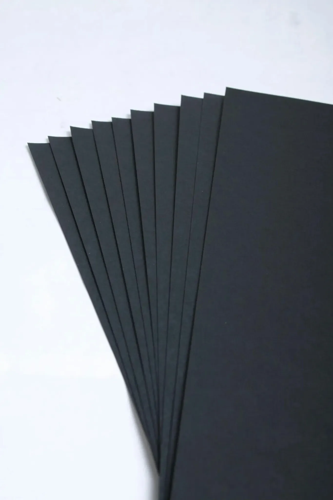 Clairefontaine 5x Etival Color, schwarzes Zeichenpapier A4, Block mit 20 Blatt 160g - Schwarz 97644C