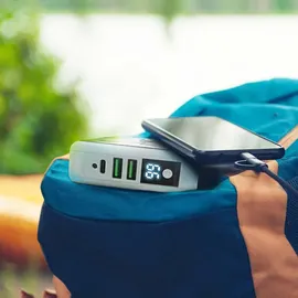 forcell Multifunktionsladegerät 4in1 15W mit USB/USB typ C, Powerbank 8000mAh und kabelloses Laden in einem