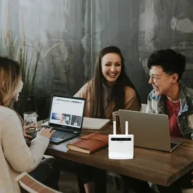 Strong 300V2 4G LTE WLAN Router