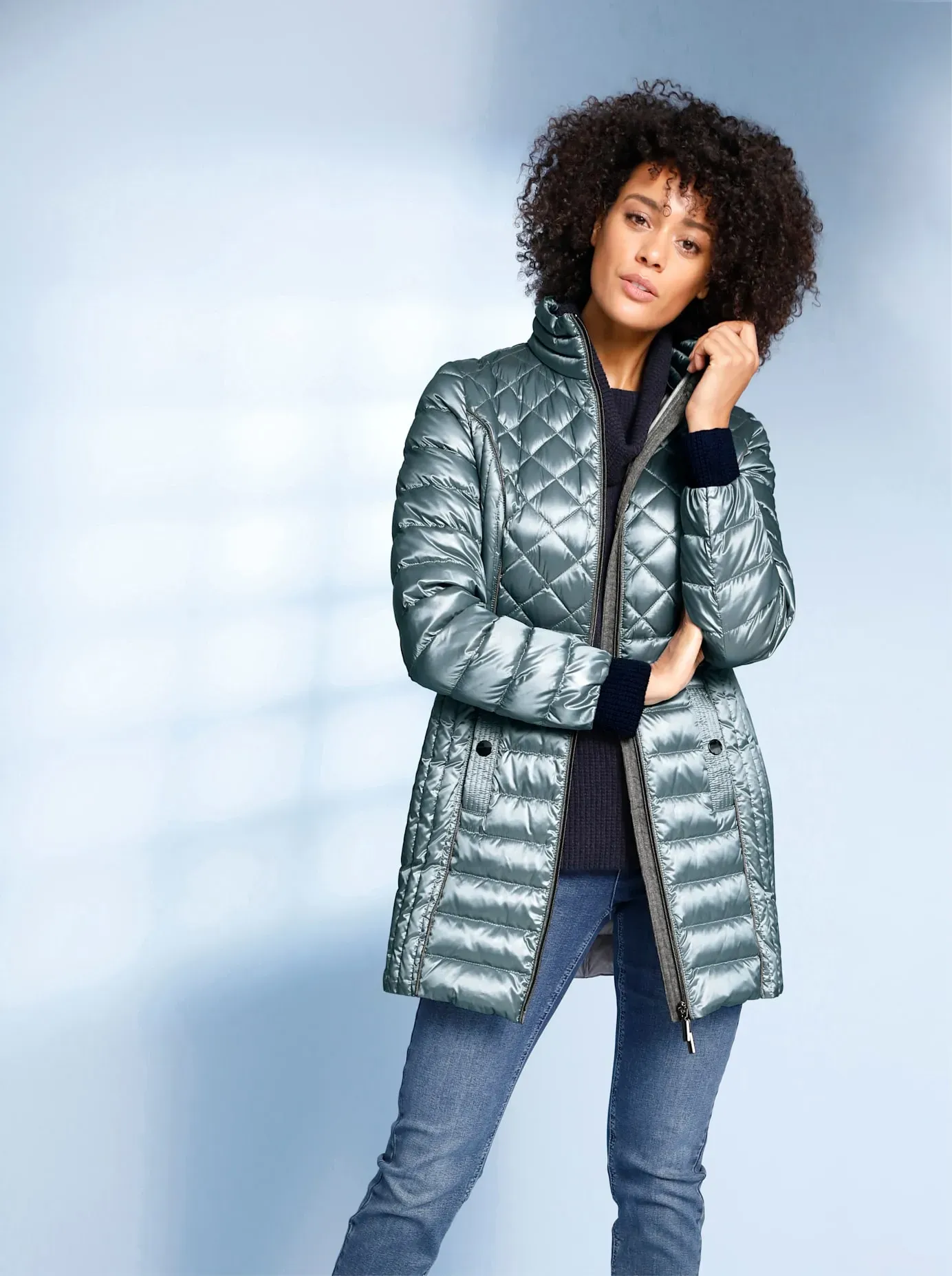 Steppjacke CREATION L PREMIUM, Damen, Gr. 22, blau (wintertürkis), 60% Polyester, 40% Polyamid, Füllung:90% Daunen, 10% Federn, Kontrastpaspel:100% Polyester, unifarben, Jacken Steppjacke