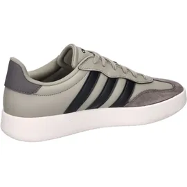 adidas Barreda Putty Beige/Core Black/Charcoal 43 1/3