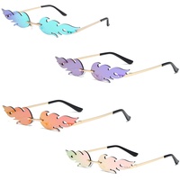 4 Stück Flame Fashion Sonnenbrillen, Flammenbrille Rahmenlose Sonnenbrillen, Creative Flamme Form Brillen Unisex, Randlos Welle Sonnenbrille Mode, Persönlichkeit für Party Strand Draussen - M