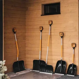 Fiskars Schneeschieber X-Series