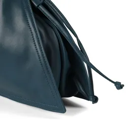 Coccinelle Dulse Schultertasche Leder Blue