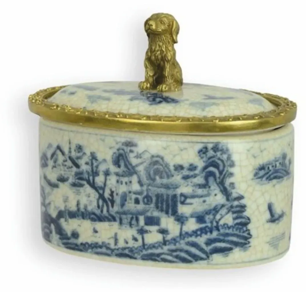 Casa Padrino Barock Porzellan Zuckerdose mit Deckel Creme / Blau / Messing H. 12 cm