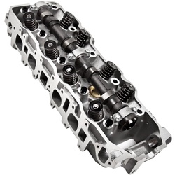 85-95 Toyota 4Runner Pickup Celica 2.4 Complete Cylinder Head 22R 22RE 22RE New
