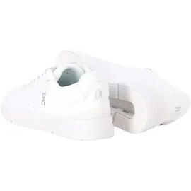 On The Roger Advantage All White 42