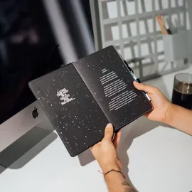 Grupo Erik Notizbuch A5 Schwarz liniert