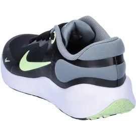 Nike Revolution 7 Kinder Black / Barely Volt / Smoke Grey 32