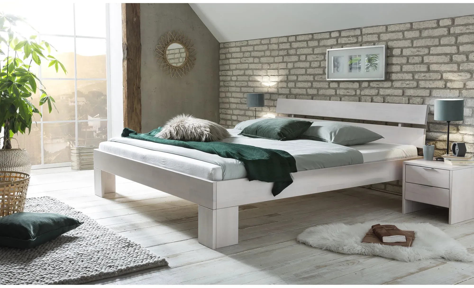 WOODLIVE »Easy« Massivholzbett Kernbuche weiss lackiert 200x200 cm