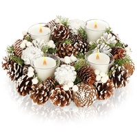 Tischkranz für Weihnachten - weißer Adventskranz mit Zapfen - 4 Teelichthaltern