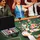 sportnow Pokerkoffer Pokerset, Poker Komplett Set mit 400 Chips, 11,5 Gramm, 2 Kartendecks, 5 Würfeln, Innenfächer, Dealer-Scheibe, Spielmatte, Aluminiumkoffer