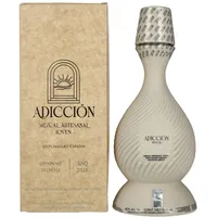 ADICCIŌN Tequila Mezcal Artesanal Joven 2023 40% Vol. 0,7l in Geschenkbox
