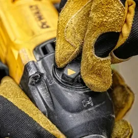 DeWalt D25134K