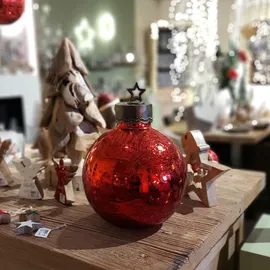 Formano LED Deko-Kugel Frosty Rot 35 cm Farb-Glaskugel in Ice-Optik Timer 6h/18h - Rot