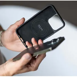 SP CONNECT iPhone 13 Pro Handyhülle schwarz