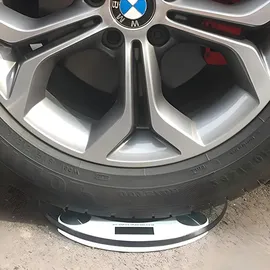 Retoo Personenwaage mit Step-On Technologie Hochpräzise Sensoren aus gehärtetem Glas Waage Personen LCD bis 180kg 100gr Gewichtswaage kg lbs St Transparent