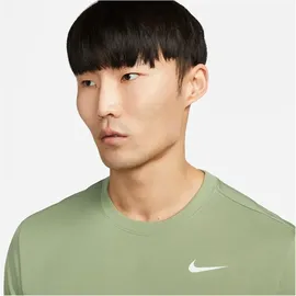 Nike Dri-FIT Legend grün XS