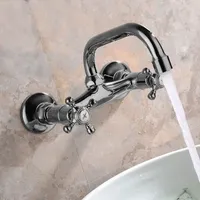 Wandarmatur im Antik-Stil: Kupferkorpus, 360° schwenkbarer Auslauf, galvanisierte Oberfläche