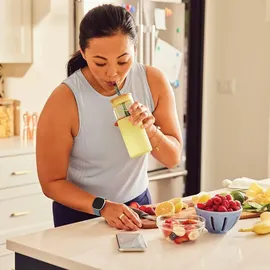 Fitbit Versa 4 aluminium graphit schwarz/schwarz