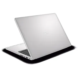 Dell Pro 14 Essential 14'' AMD Ryzen 5 220 16 GB RAM 512 GB SSD Win11 Pro