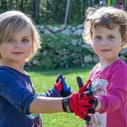 WORKPOWER Kinder-Schutzhandschuh Fidel - schwarz;rot - 4