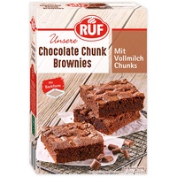 RUF Chocolate Chunk Brownies, Backmischung für saftig weiche Brownies mit Vollmilch-Schokostückchen, inkl. Backform, 1x410g