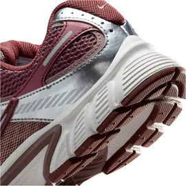 Nike V5 Runner Smokey Mauve/Metallic 37.5