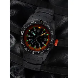 Luminox Bear Grylls Mountain Quarz Schwarz 43 mm XB.3739