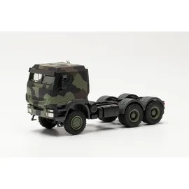 HERPA Iveco Trakker geschützt 6×6 Sattelzugmaschine Flecktarn "Bundeswehr"