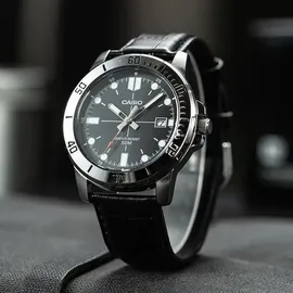 Casio Sport Collection Diver Quarz Leder 40 mm MTP-VD01L-1EV