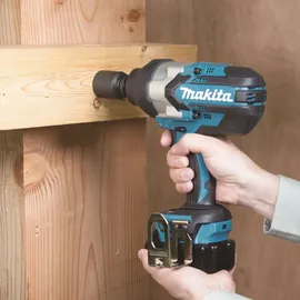 Makita DTW1002RTJ inkl. 2 x 5,0 Ah + Makpac