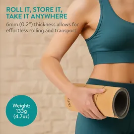 Navaris Yoga Kniekissen - Kniematte Knie Pad aus Kork - Knieschoner für mehr Komfort - Leicht und tragbar - Yoga Knee Pad - Sport Matte 60x25cm - - Braun