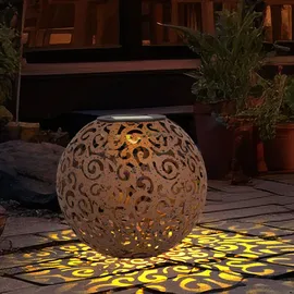 ETC Shop Solarleuchte rost Solarlampe für Außen Kugel Solar Garten Deko Erdspieß, mit orientalischem Lichteffekt, Metall, 1x LED warmweiß, DxH 18x52,5 cm
