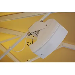 Bahama Jumbrella und Arco Lautsprecher BOSE-Sound