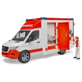 Bruder 02676 Matchbox Sprinter Ambulanz mit Fahrer und Light + Sound Modul
