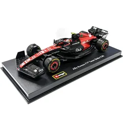 Bburago 18-38086 - Modellauto - F1 Alfa Romeo C43 #24 Zhou (mit Helm, Maßstab 1:43)