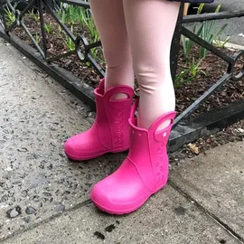 Crocs Handle It Rain Boot K, Unisex-Kinder Gummistiefel, Pink 23/24 - Rosa