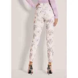 Madeleine Chinos Schlanke Hose mit Unikat-Print Wollweiß 40