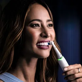 Oral-B iO Series 10 stardust white +  Reiseetui